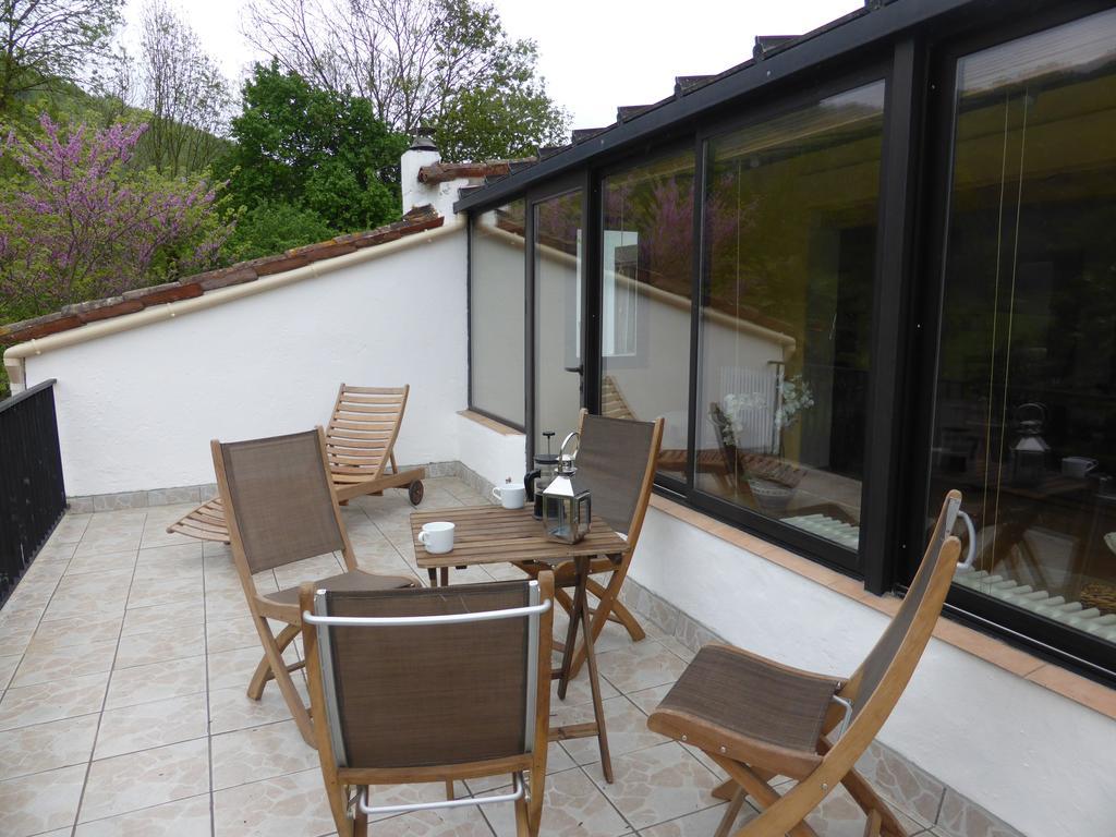 Bed and Breakfast Bedbreakfastbikespyrenees à Loubieres Chambre photo