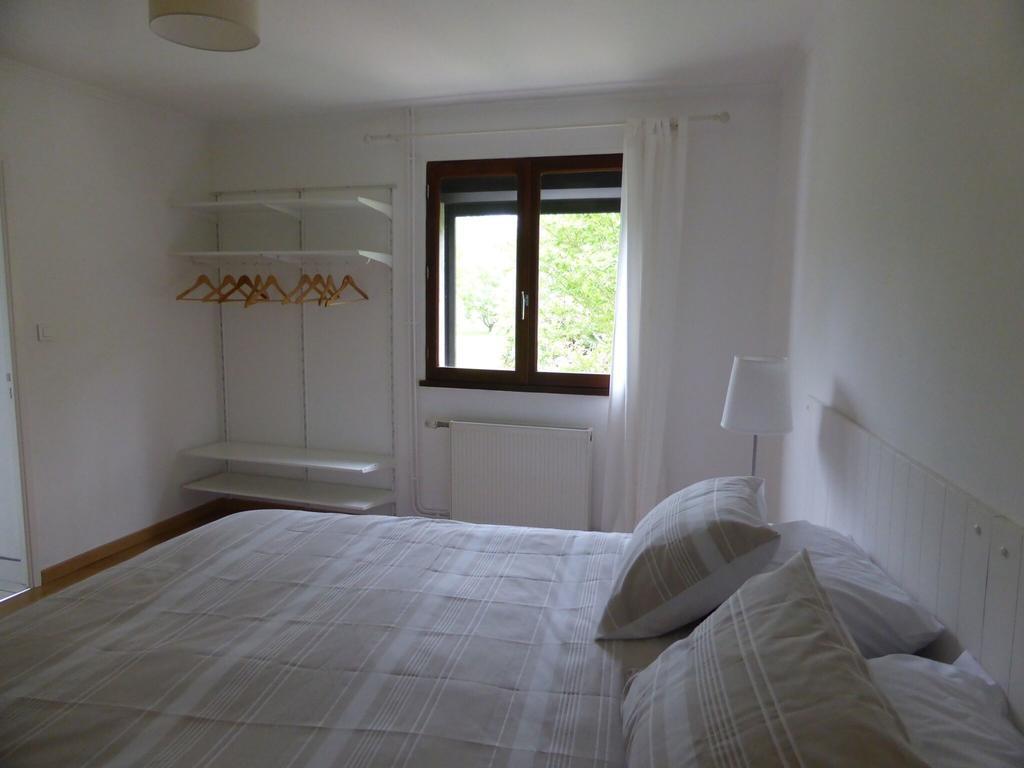 Bed and Breakfast Bedbreakfastbikespyrenees à Loubieres Chambre photo